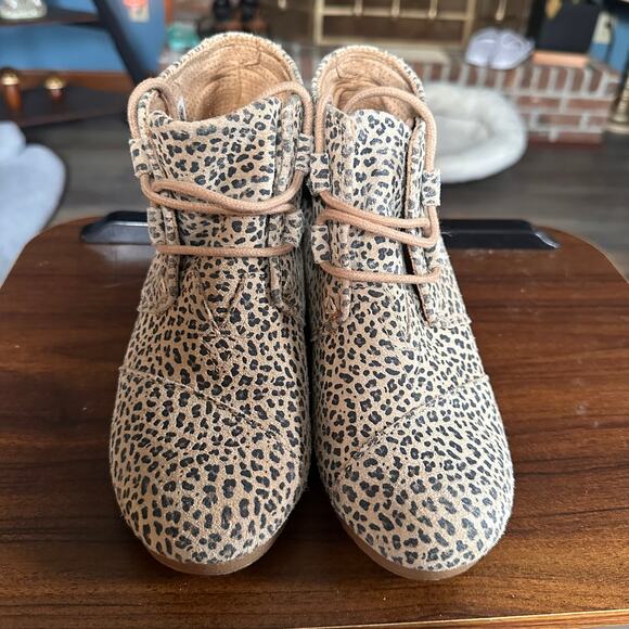 Toms Shoes - TOMS Leopard Print Wedge Booties Size 6 Animal Print Ankle Boots